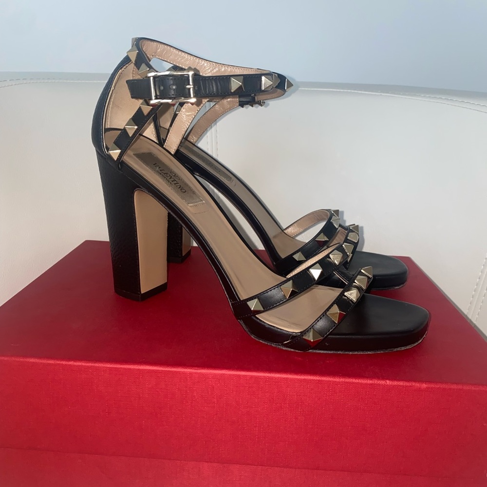 Valentino Garavani Rockstud Sandals